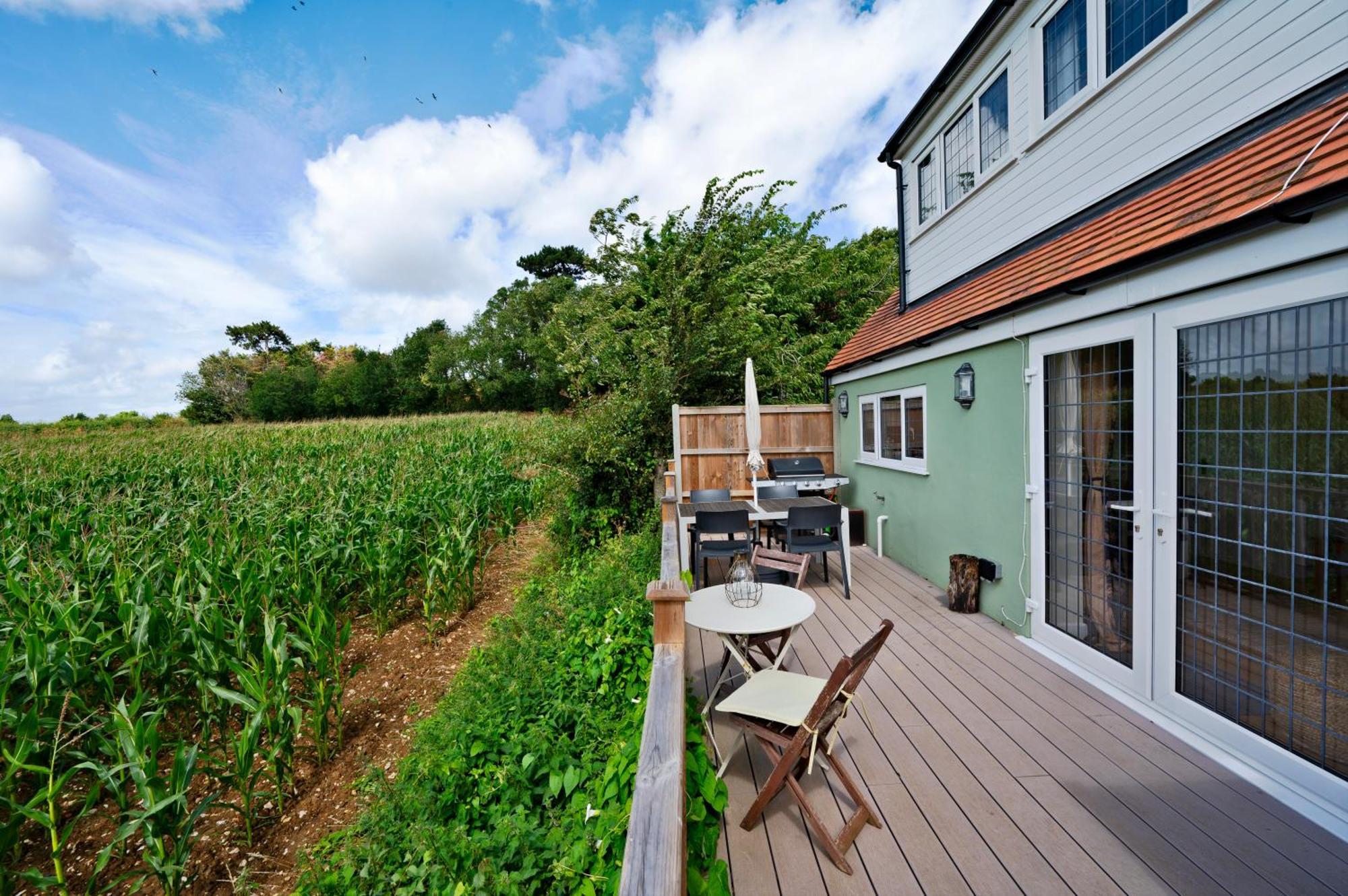 Owlet Lodge Chislet Bagian luar foto